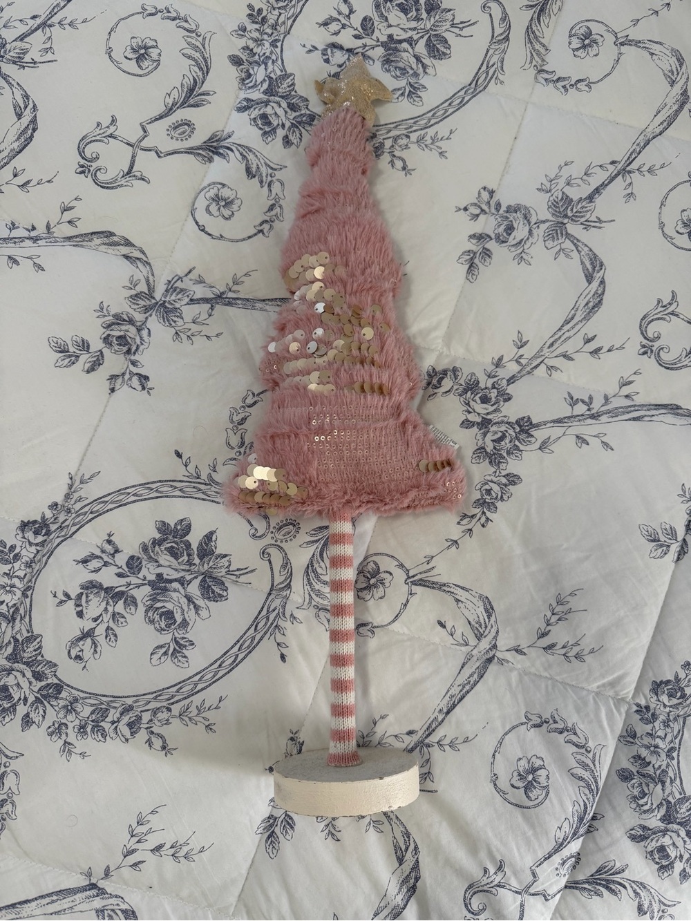 Pink Christmas Tree Decor with Sequins & Star Top